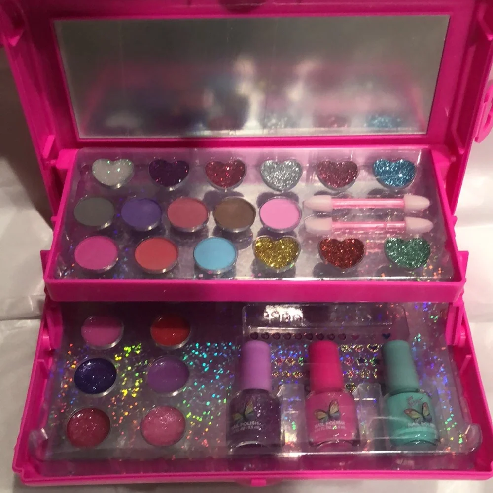 Betsey Johnson‎ Kids Pink Dream Big Total Makeup Beauty Clutch case